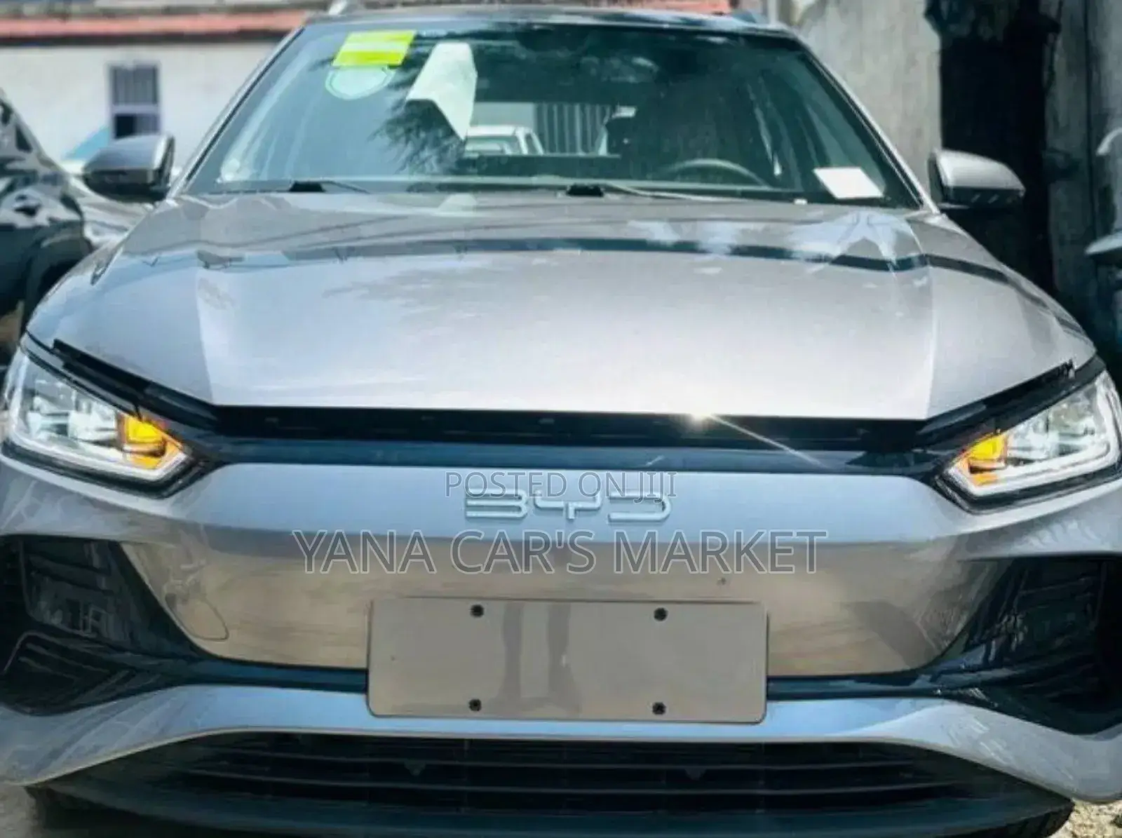 New BYD E2 43 kWh 94 hp FWD 2025 Gray