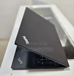 New Laptop Lenovo ThinkPad Yoga 8GB Intel Core I7 SSD 512GB