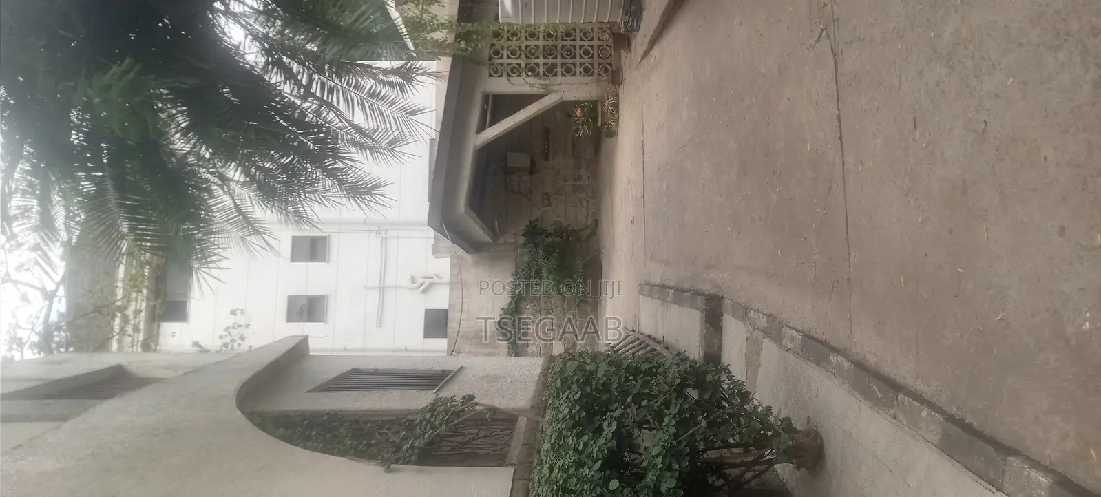 5bdrm Duplex in Kolfe Keranio for rent