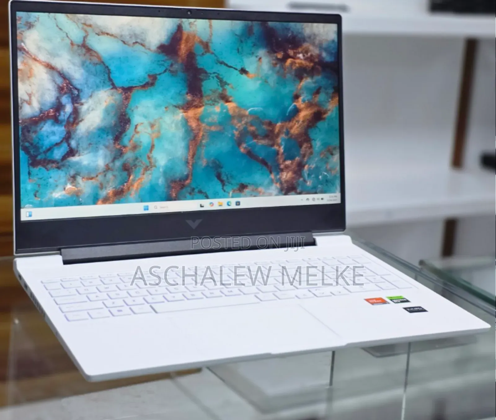 New Laptop HP Victus 16 16GB AMD Ryzen 7 SSD 1T