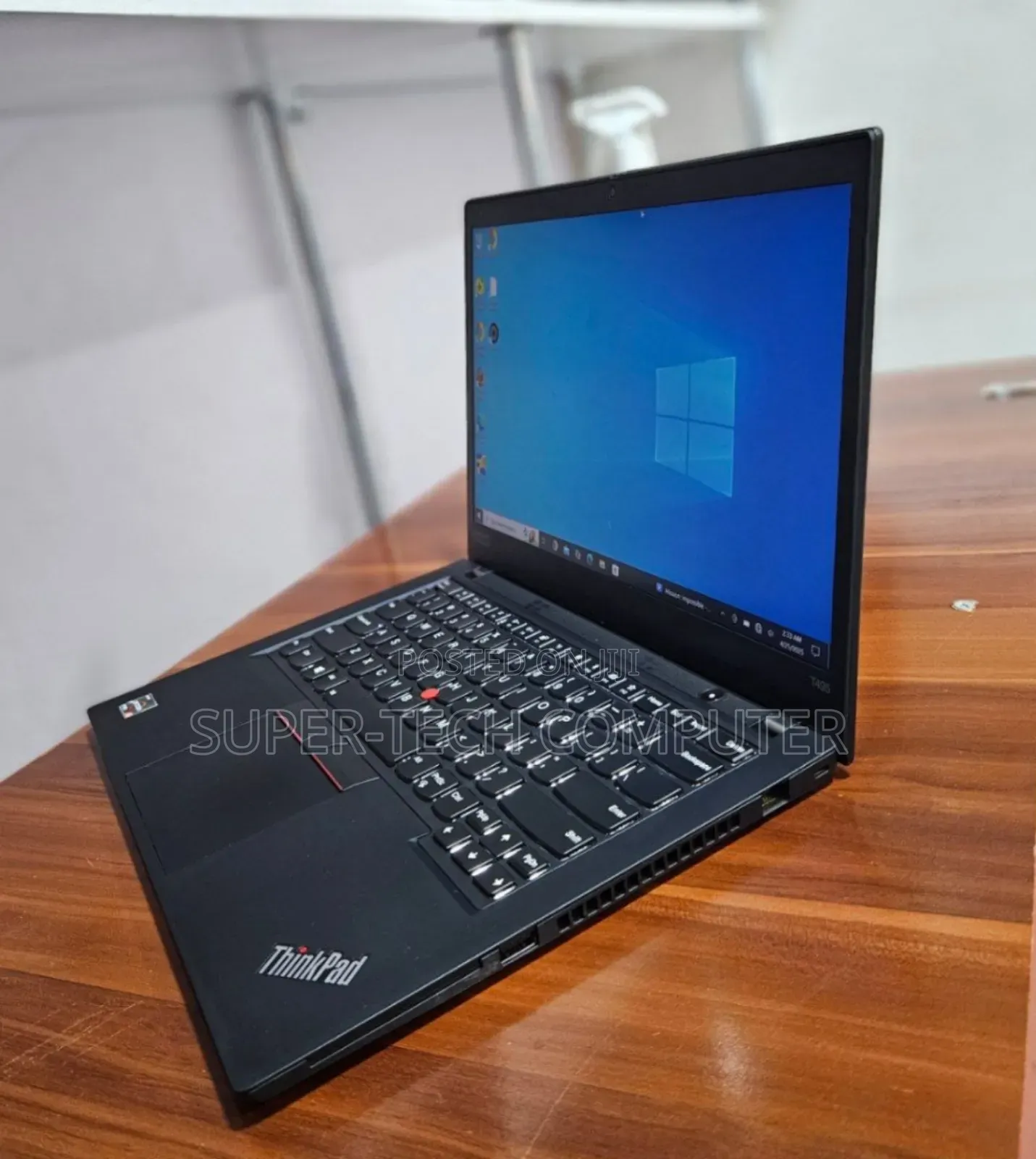 New Laptop Lenovo Thinkpad T490s 8GB AMD Ryzen 5 SSD 256GB