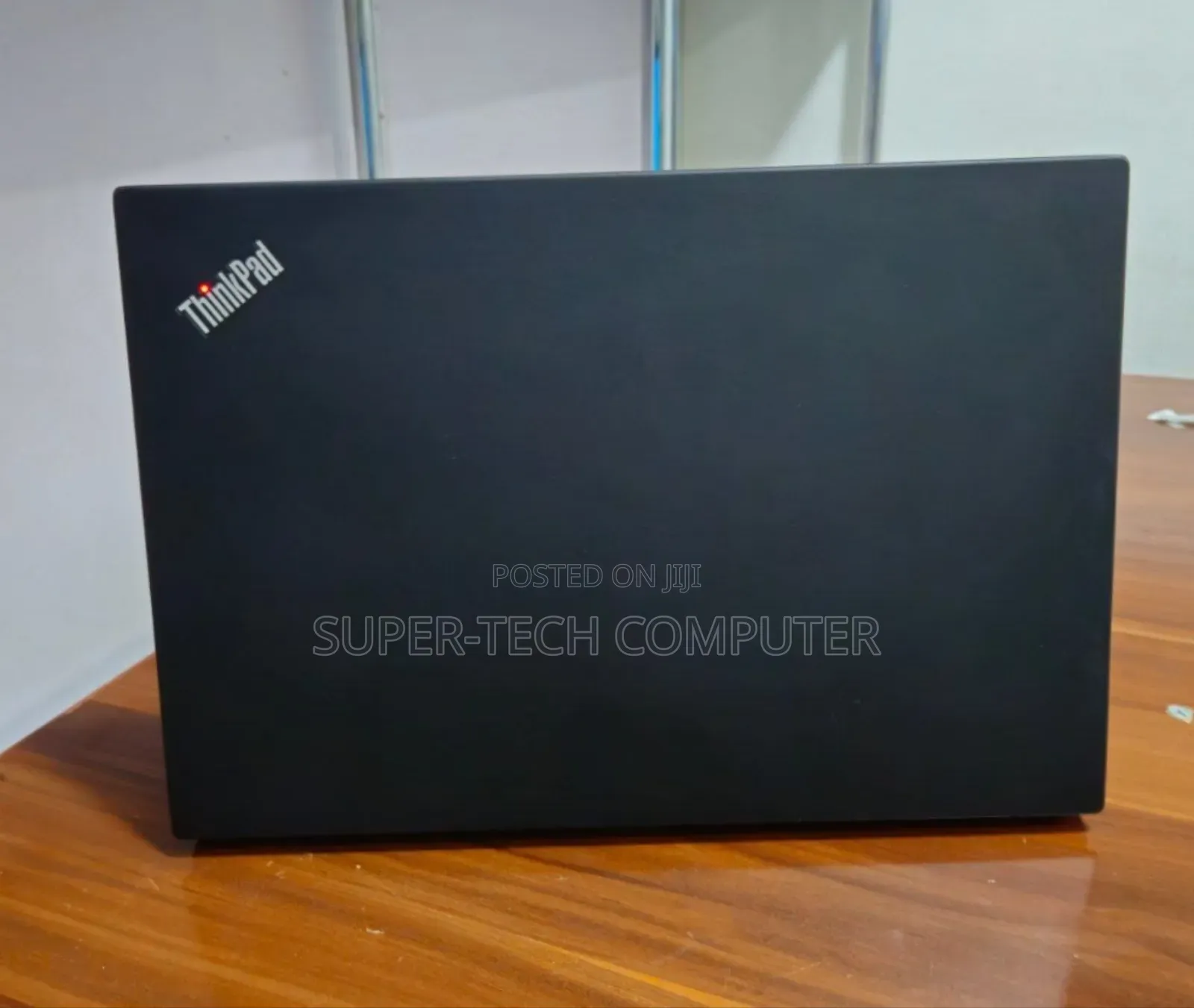 New Laptop Lenovo Thinkpad T490s 8GB AMD Ryzen 5 SSD 256GB