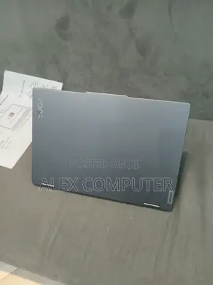 New Laptop Lenovo Yoga 7i 16GB Intel Core Ultra 7 SSD 1T