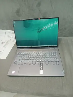New Laptop Lenovo Yoga 7i 16GB Intel Core Ultra 7 SSD 1T