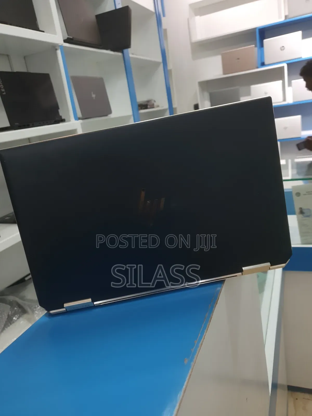 New Laptop HP Spectre X360 13 16GB Intel Core I7 SSD 1T