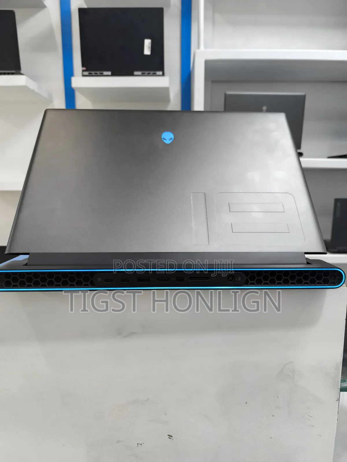 New Laptop Alienware M17x R2 32GB Intel Core I9 SSD 2T