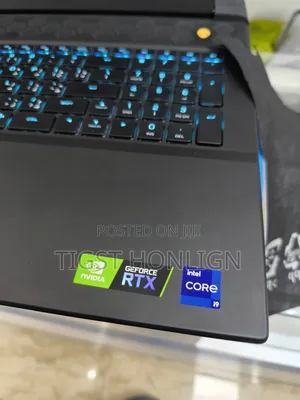 New Laptop Alienware M17x R2 32GB Intel Core I9 SSD 2T