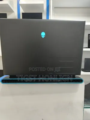 New Laptop Alienware M17x R2 32GB Intel Core I9 SSD 2T
