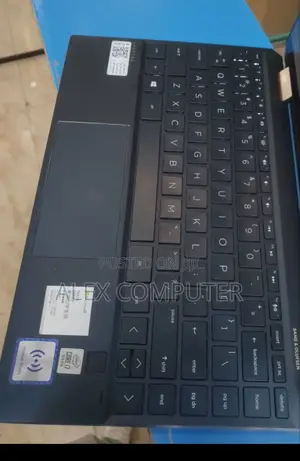 New Laptop HP Spectre 13 16GB Intel Core I7 SSD 1T