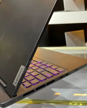 New Laptop Lenovo Lrgion 7i 16GB Intel Core I9 SSD 512GB