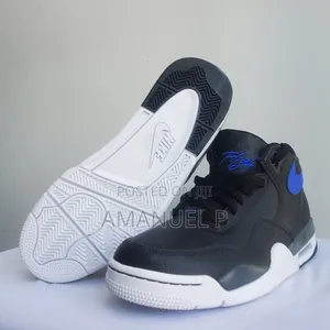 Photo - Nike Flight Legacy