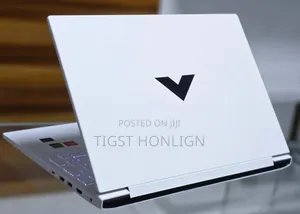 New Laptop HP Victus 15 16GB AMD Ryzen 7 SSD 1T