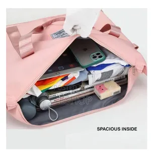 **Foldable Large Capacity Bag – Perfect for Adventures**