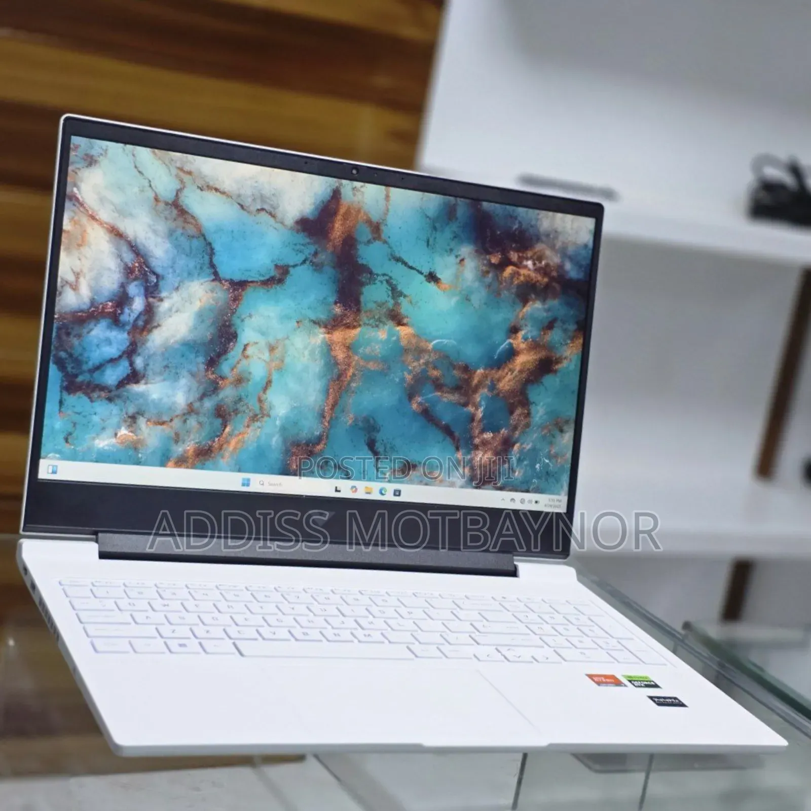 New Laptop HP Victus 15 16GB AMD Ryzen 7 SSD 16 GB