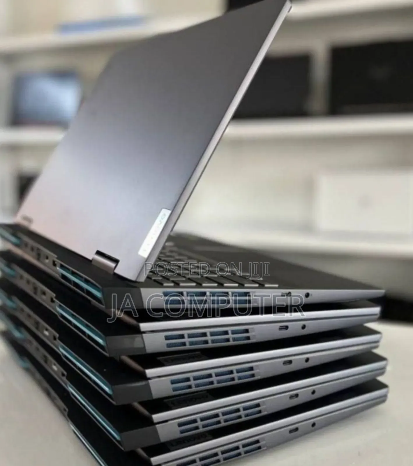New Laptop Lenovo LOQ 15IRH8 16GB Intel Core I5 SSD 512GB