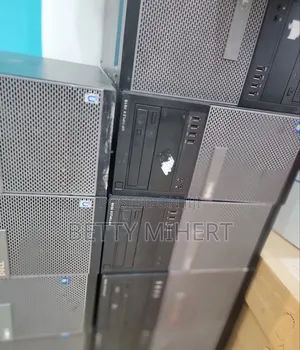 Desktop Computer Dell OptiPlex 7010 4GB Intel Core I5 HDD 500GB