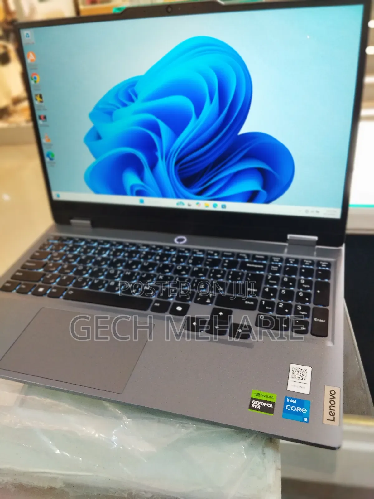 New Laptop Lenovo LOQ 15ARP9 16GB Intel Core I5 SSD 512GB