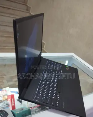 New Laptop HP Victus 15 16GB AMD Ryzen 7 SSD 1T