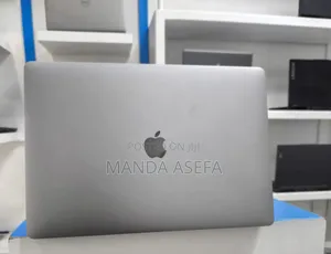 New Laptop Apple MacBook Pro 2019 16GB Intel Core I7 SSD 512GB