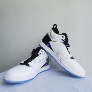 Photo - Jordan Fadeaway White Concord