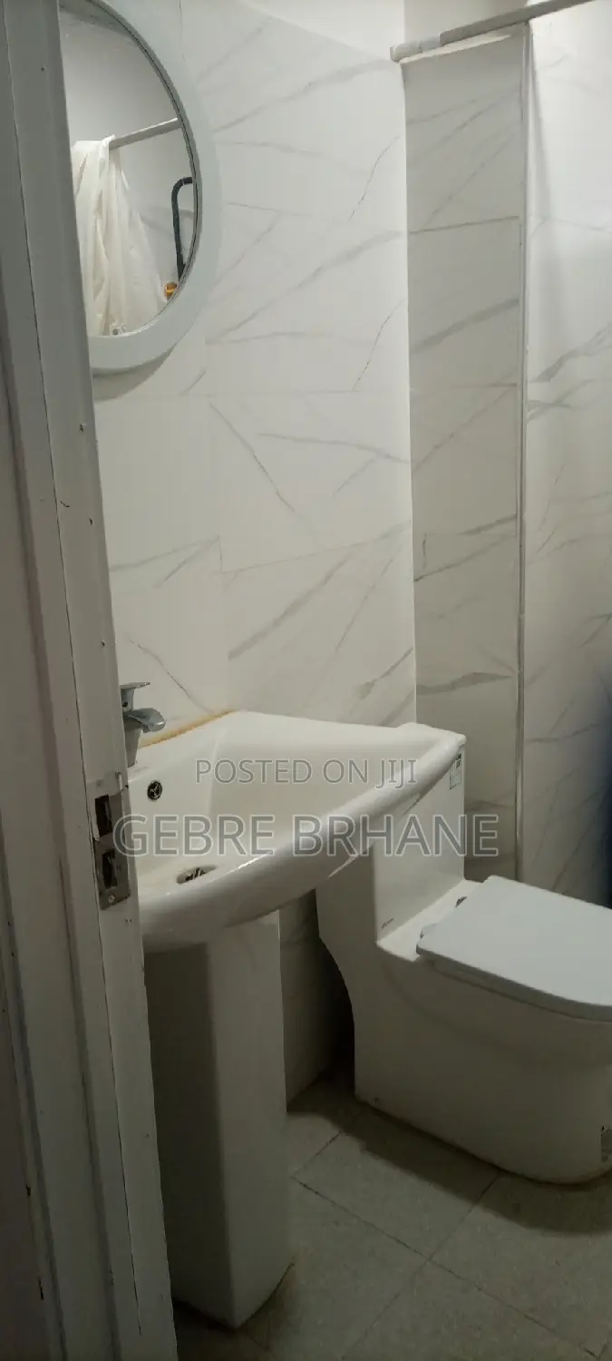 2bdrm Apartment in Apartment, Yeka for rent