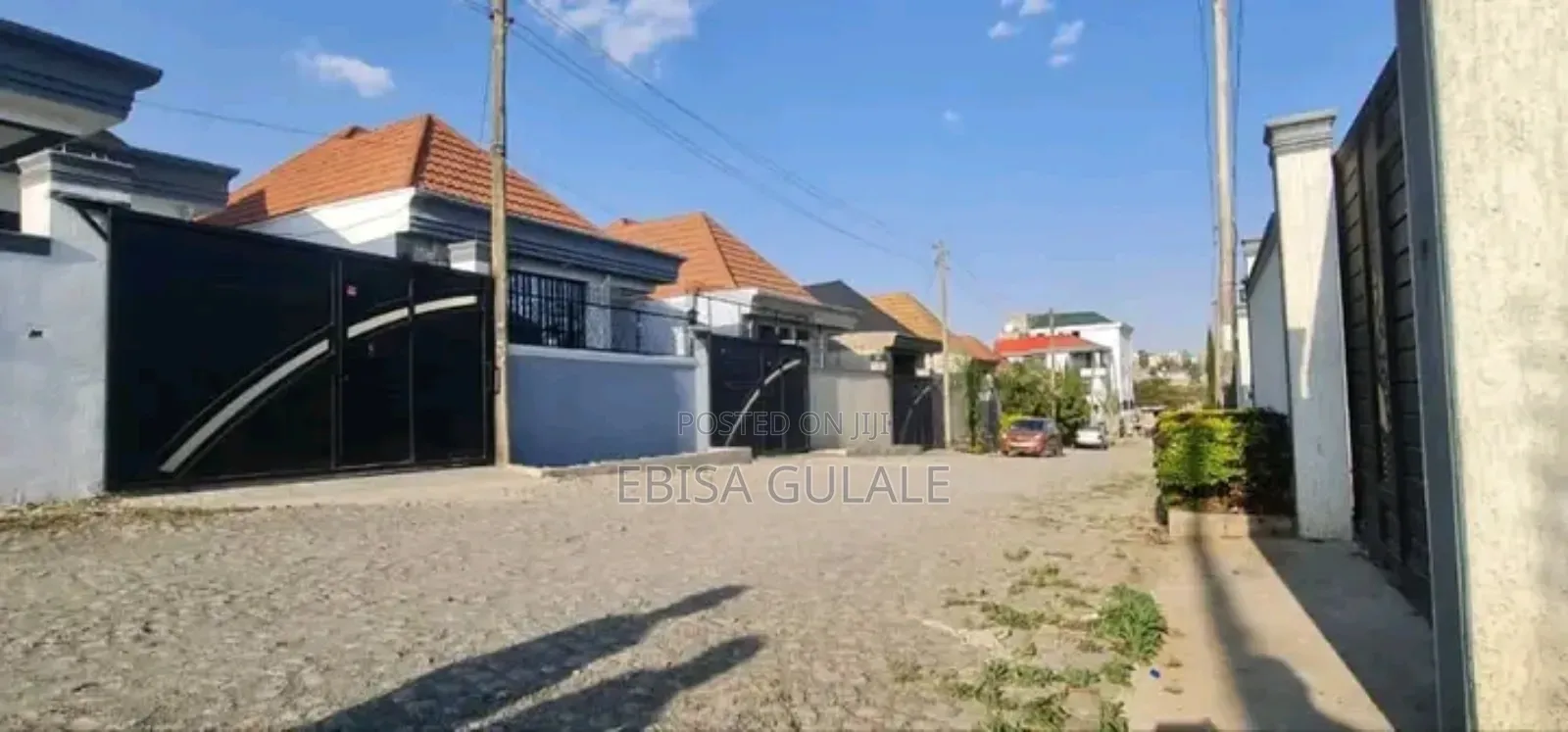 Furnished 4bdrm Apartment in Yeka for sale