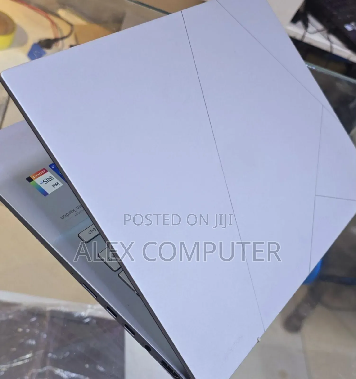 New Laptop Asus Zenbook 14 UX434 16GB Intel Core I7 SSD 1T