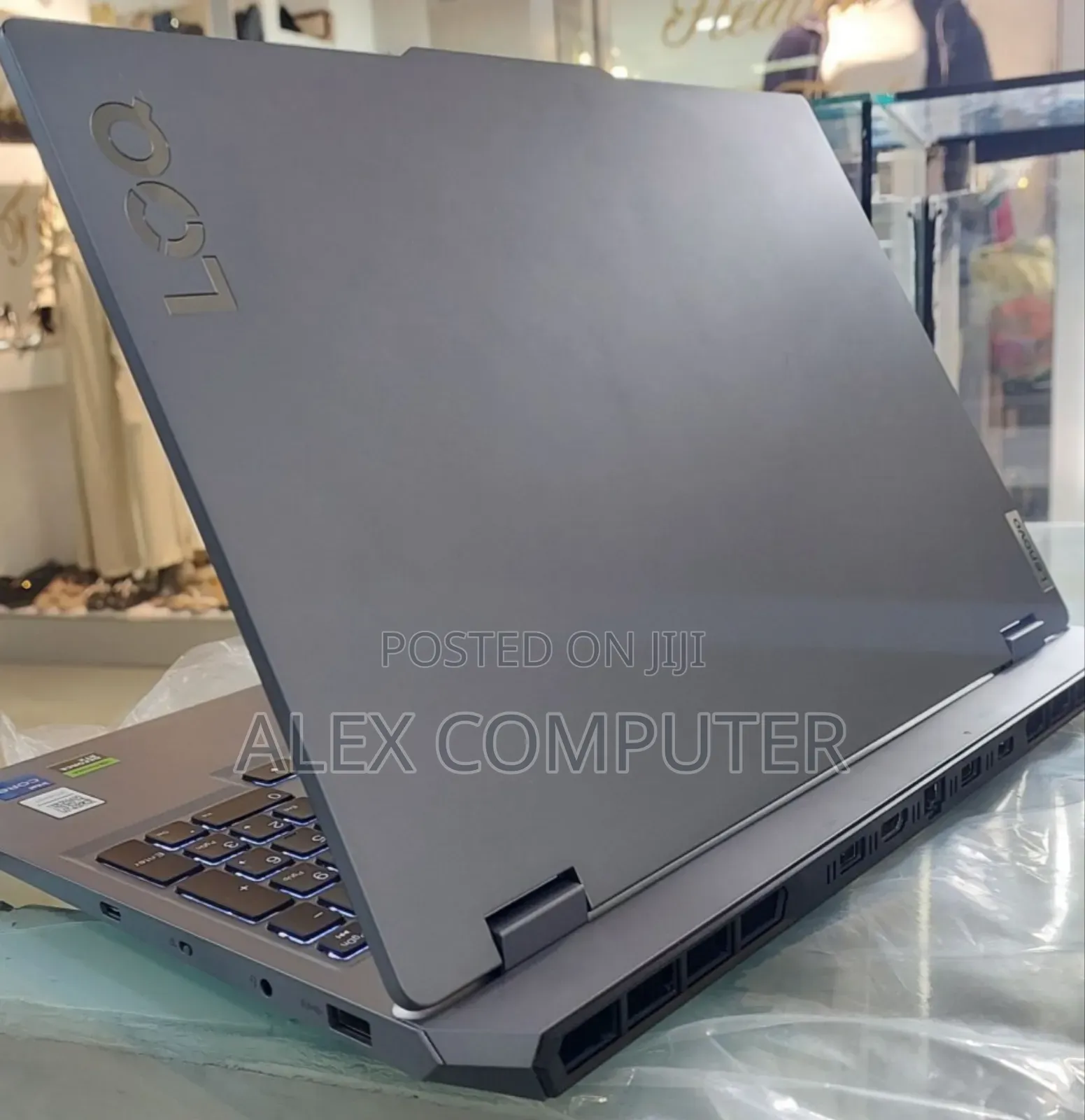 New Laptop Lenovo LOQ 15IRH8 16GB Intel Core I5 SSD 512GB