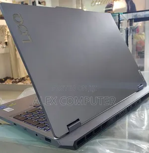 New Laptop Lenovo LOQ 15IRH8 16GB Intel Core I5 SSD 512GB
