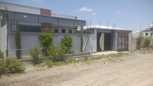 Furnished 5bdrm Apartment in Yeka for sale