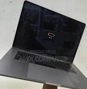 New Laptop Apple MacBook Pro 2022 M2 8GB Apple M2 SSD 256GB