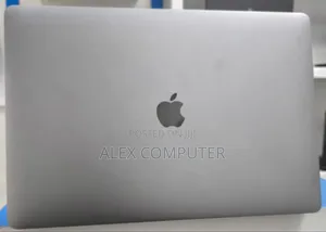 New Laptop Apple MacBook Pro 2019 16GB Intel Core I7 SSD 512GB