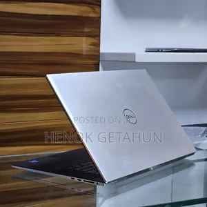 Photo - New Laptop Dell XPS 15 16GB Intel Core I7 SSD 1T