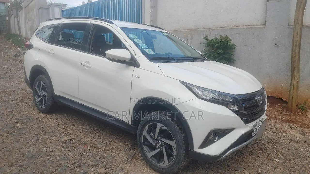 Toyota Rush 1.5 AWD 2021 White