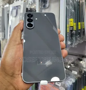 New Samsung Galaxy A56 256 GB Bronze