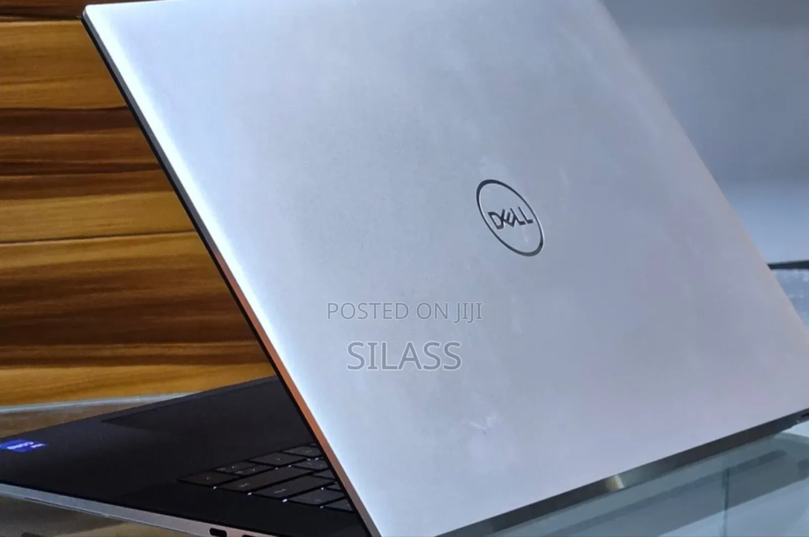 New Laptop Dell Inspiron 15 16GB Intel Core I7 SSD 1T