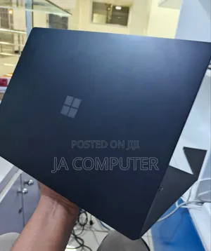 New Laptop Microsoft Surface 3 8GB AMD Ryzen 5 SSD 256GB