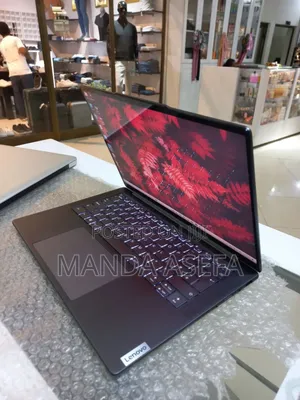 New Laptop Lenovo 32GB AMD Ryzen 7 SSD 1T