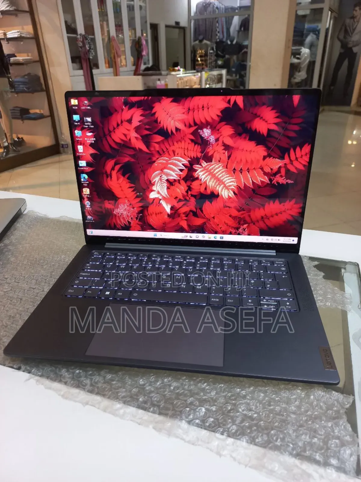 New Laptop Lenovo 32GB AMD Ryzen 7 SSD 1T