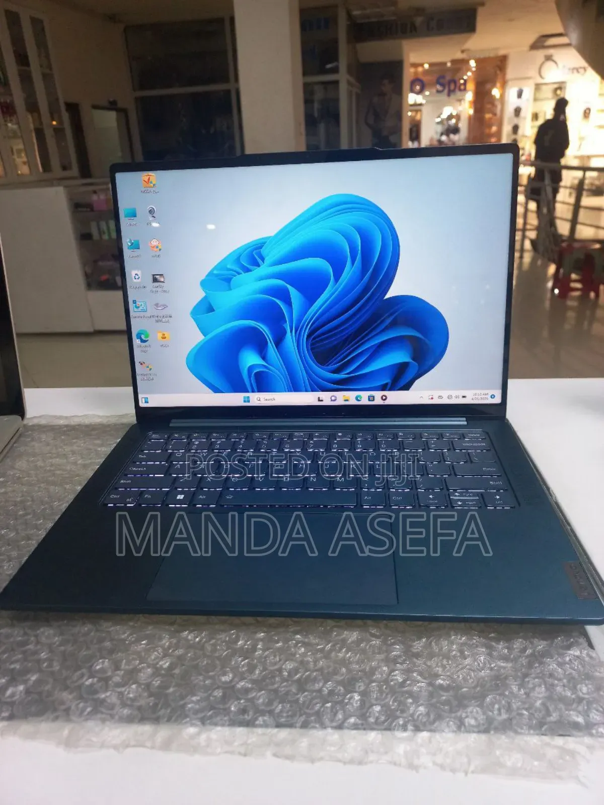 New Laptop Lenovo 32GB AMD Ryzen 7 SSD 1T