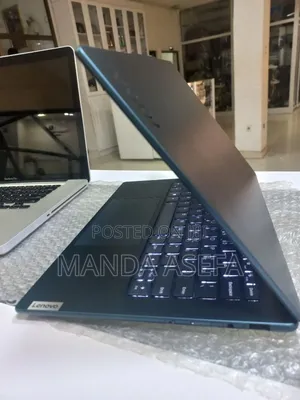 New Laptop Lenovo 32GB AMD Ryzen 7 SSD 1T