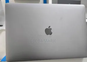 New Laptop Apple MacBook Pro 2019 16GB Intel Core I7 SSD 512GB