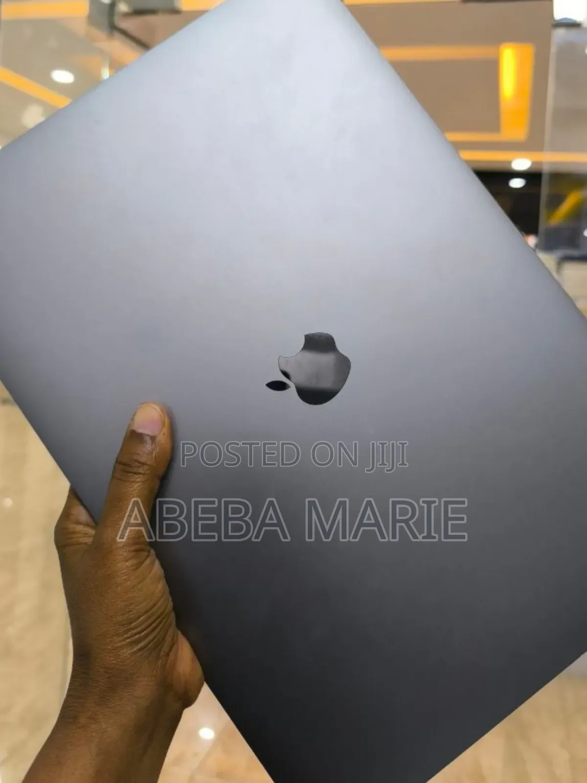New Laptop Apple MacBook Pro 2019 16GB Intel Core I7 SSD 512GB