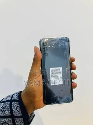 New Samsung Galaxy M13 (India) 64 GB Black