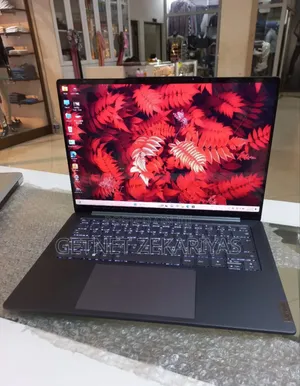 Photo - New Laptop Lenovo Yoga 710 32GB AMD Ryzen 7 SSD 1T
