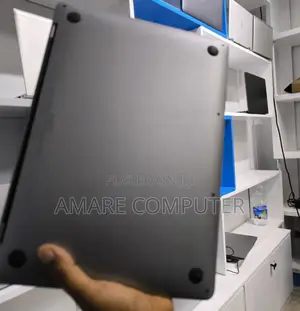 New Laptop Apple MacBook Pro 8GB Apple M2 SSD 256GB