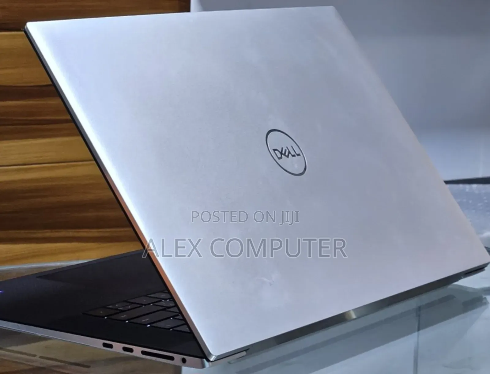 New Laptop Dell XPS 15 16GB Intel Core I7 SSD 1T