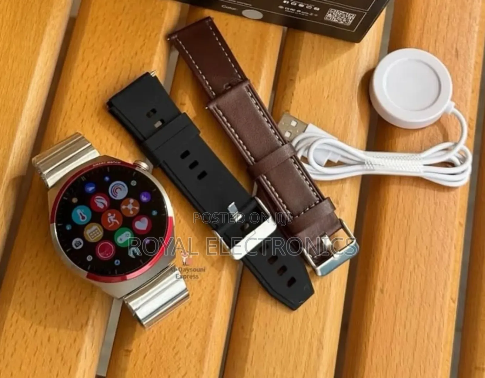 የጀርመን ብራንድ ስማርት ሰዓት ከ3 ማሰሪያ ጋር