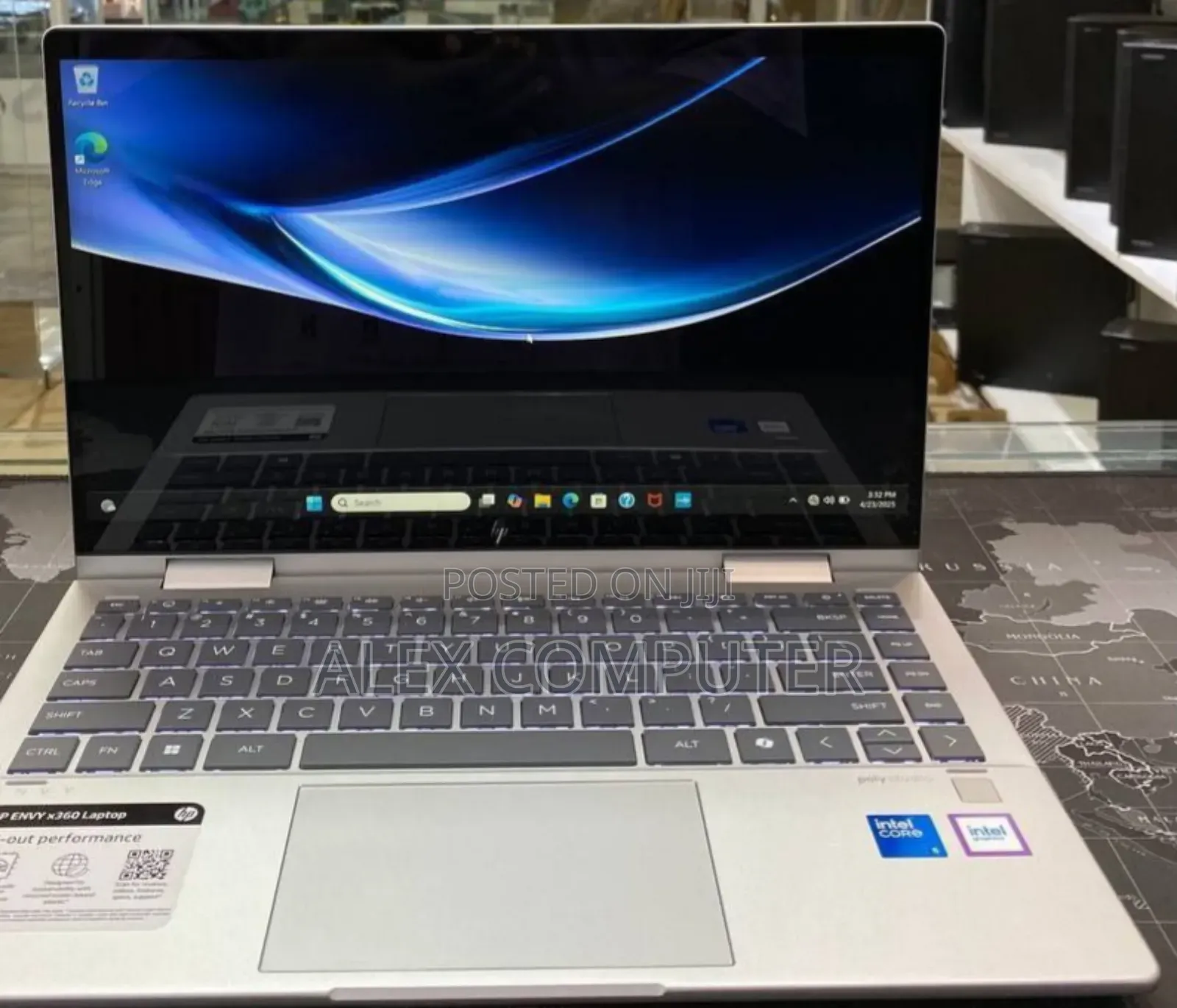 New Laptop HP Envy X360 8GB Intel Core Ultra 5 SSD 512GB