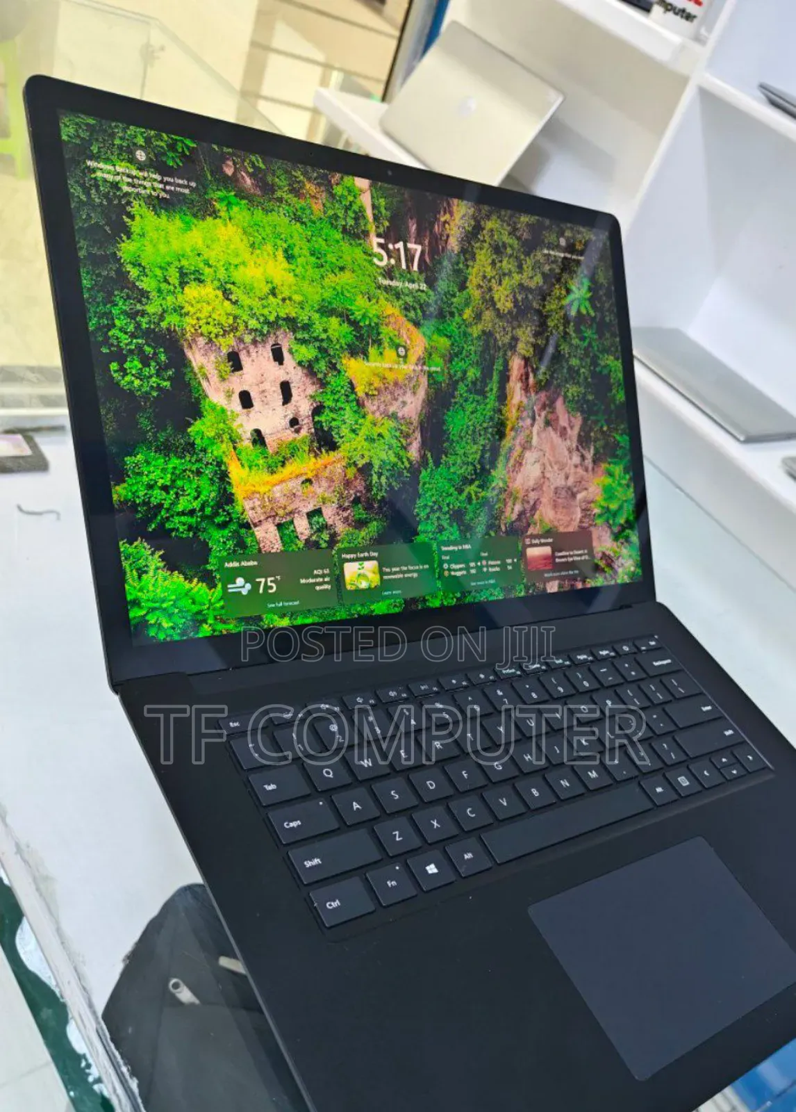 New Laptop Microsoft Surface 3 8GB AMD Ryzen 5 SSD 256GB